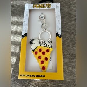 PEANUTS Clip on bag charm. NEW